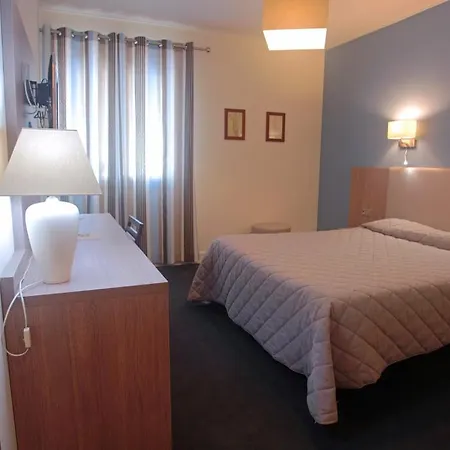 Restaurant Logis Hotellerie De Balajan Otel 3*