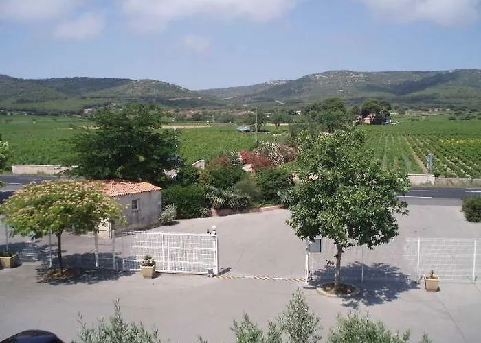 Hotel Restaurant Logis Hotellerie De Balajan